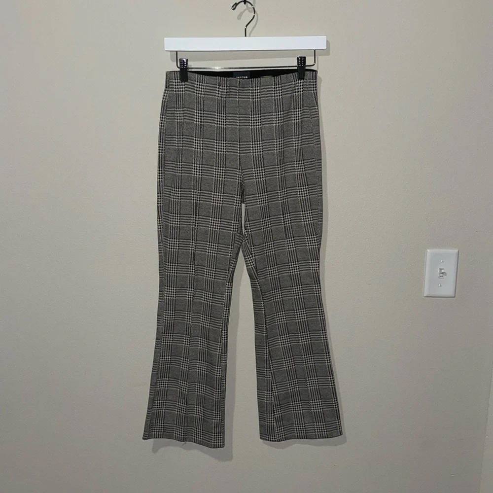 Maeve by Anthropologie Wide Leg Pull on Trousers in a black and White Plaid, XS - Picture 1 of 6